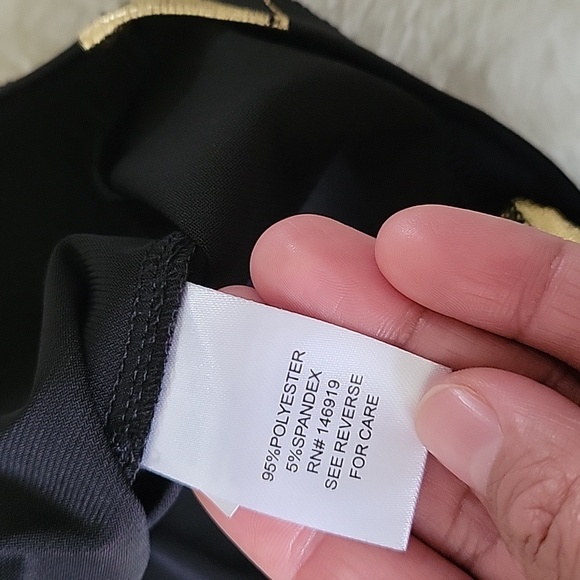 NWT RACHEL ROY. Blouse Women's. Black & Gold Floral Stylish. Size 3X. - Picture 12 of 13